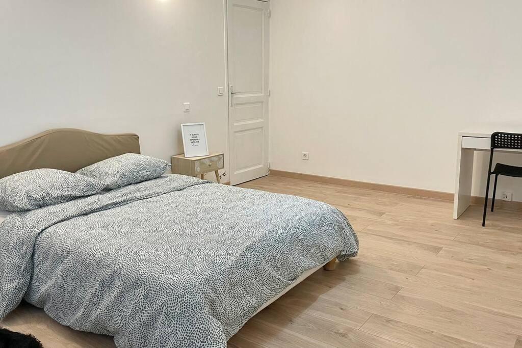 Le Royal Cosy - Spacieux T2 - Proche Chantilly, Paris & Asterix *